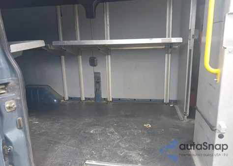 2021 Ford Transit-250 Cargo Van z USA, uszkodzony, nr VIN 1FTBR3X87MKA46057